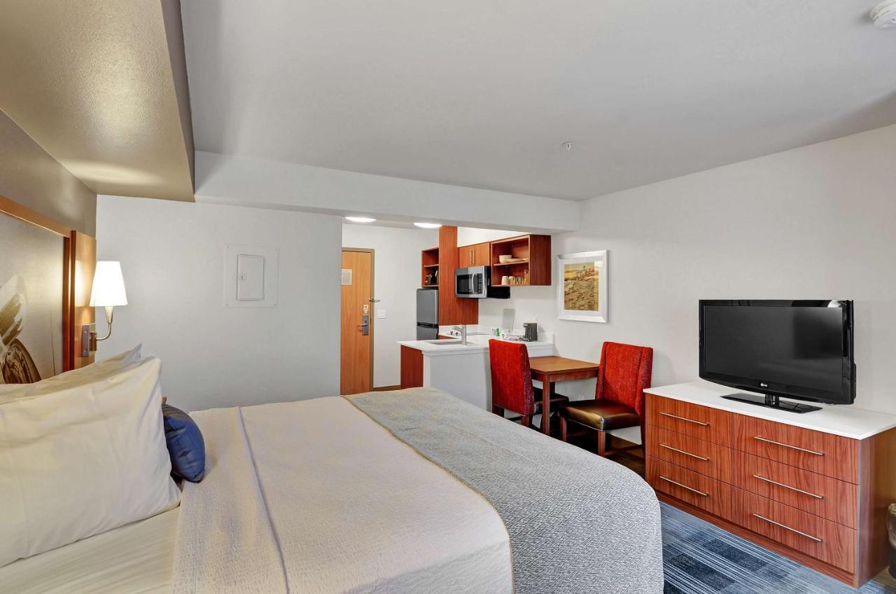 Executive Residency By Best Western Navigator Inn & Suites Everett Buitenkant foto