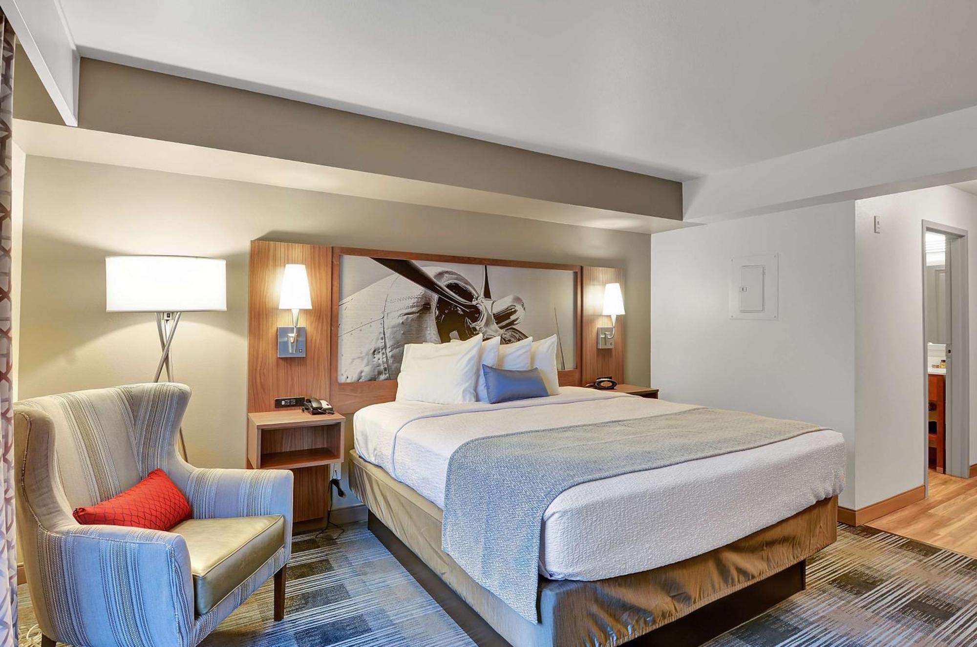 Executive Residency By Best Western Navigator Inn & Suites Everett Buitenkant foto