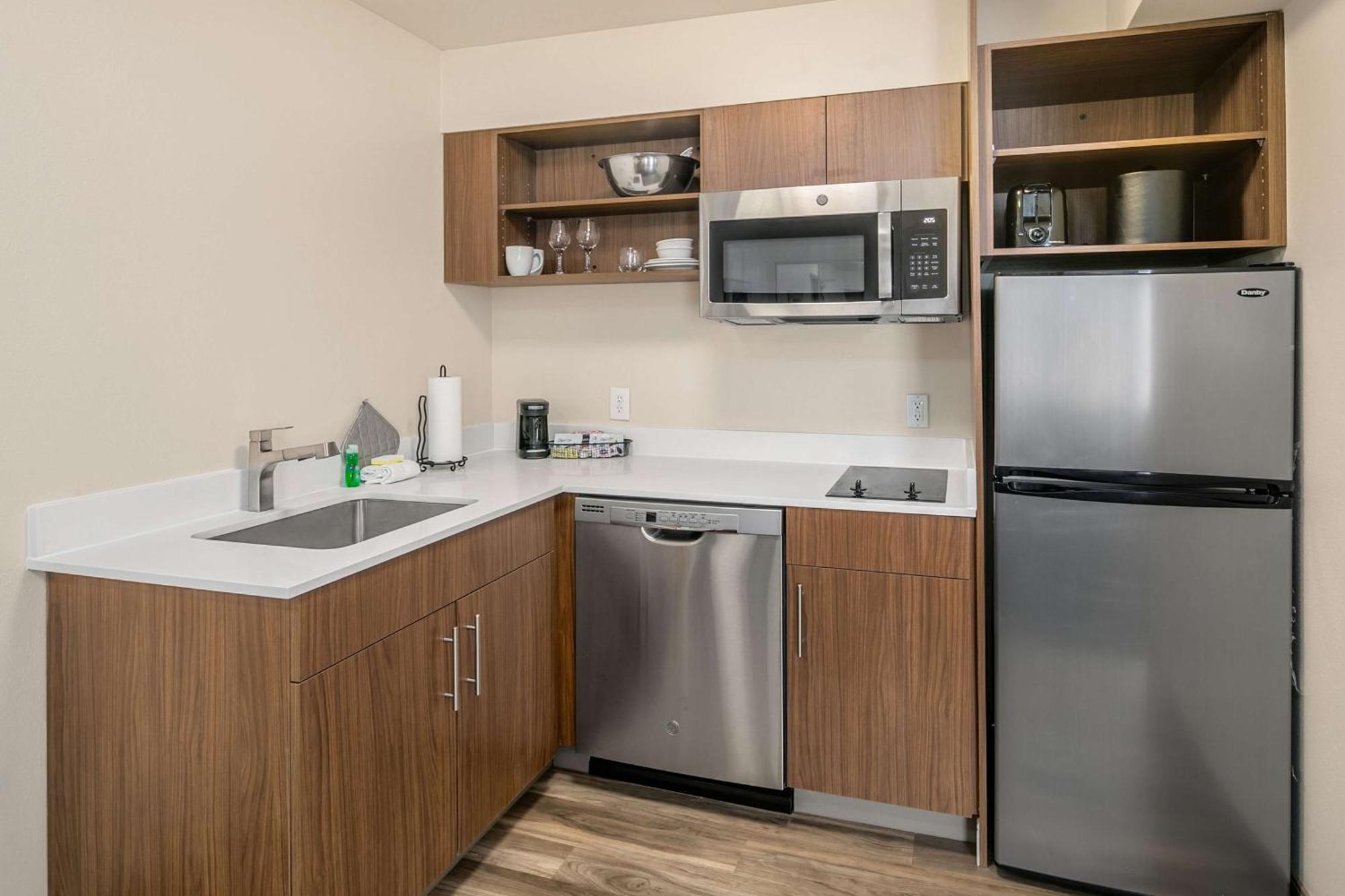 Executive Residency By Best Western Navigator Inn & Suites Everett Buitenkant foto