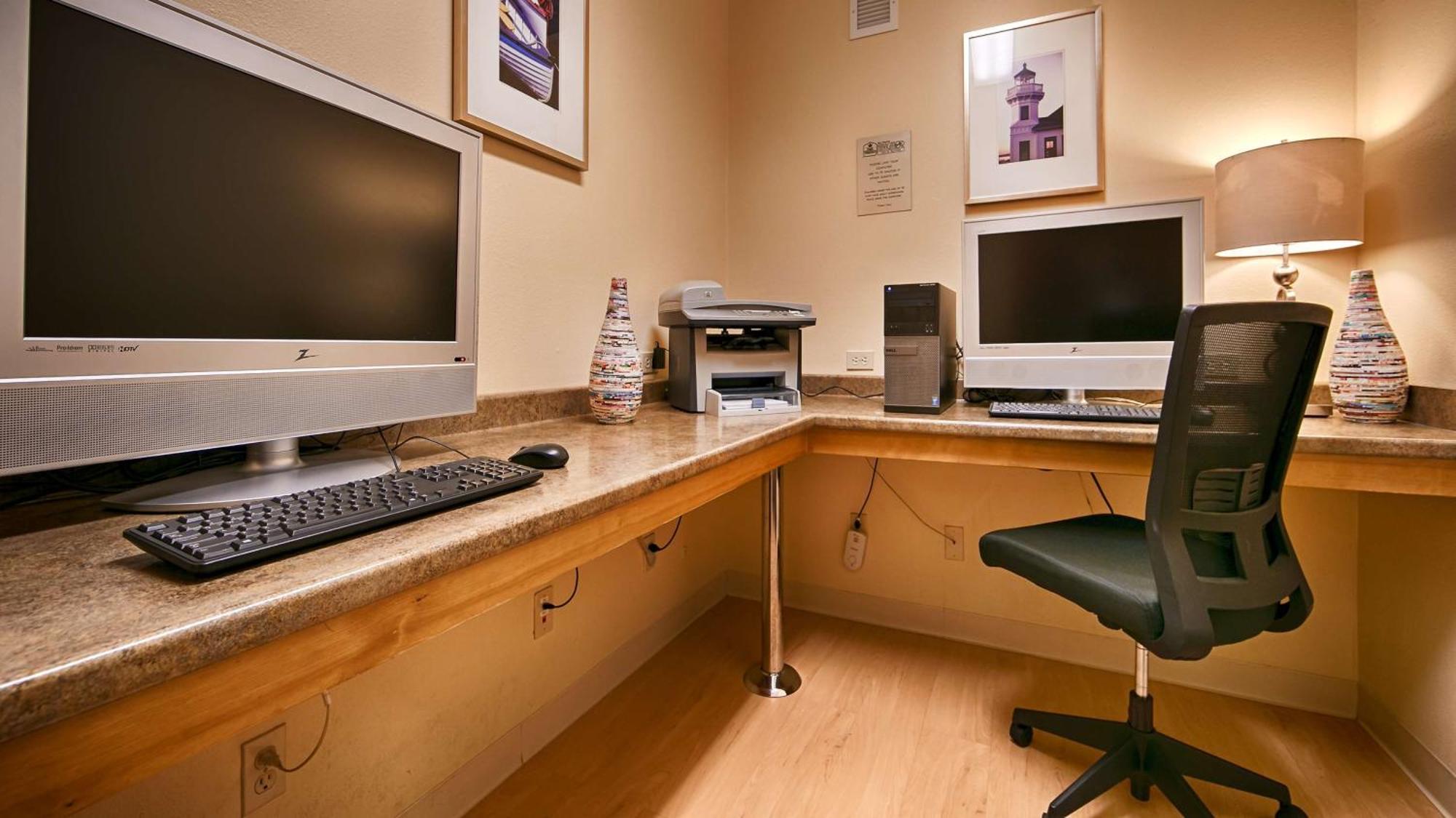 Executive Residency By Best Western Navigator Inn & Suites Everett Buitenkant foto